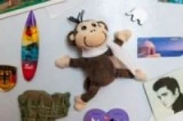 Сувениры и игрушка в виде обезьянки